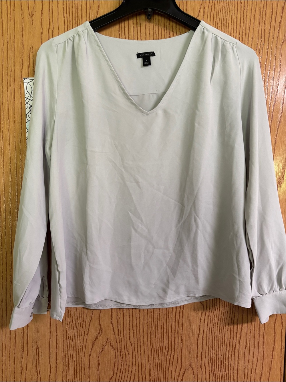 Ann Taylor Sage Green V-Neck Long Sleeve Blouse